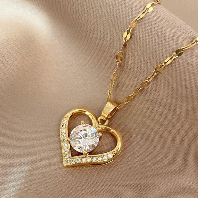 Collier pendentif coeur avec diamant plaqué or