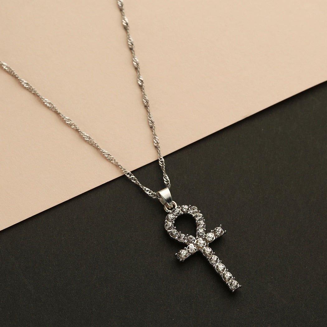 Collier pendentif égyptien petite croix amulette avec cristal plaqué or / argent - MonPendentif
