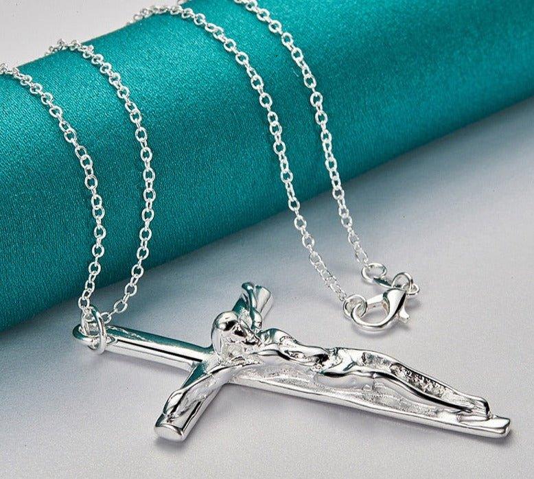 Croix religieuse avec Jésus en argent Sterling 925