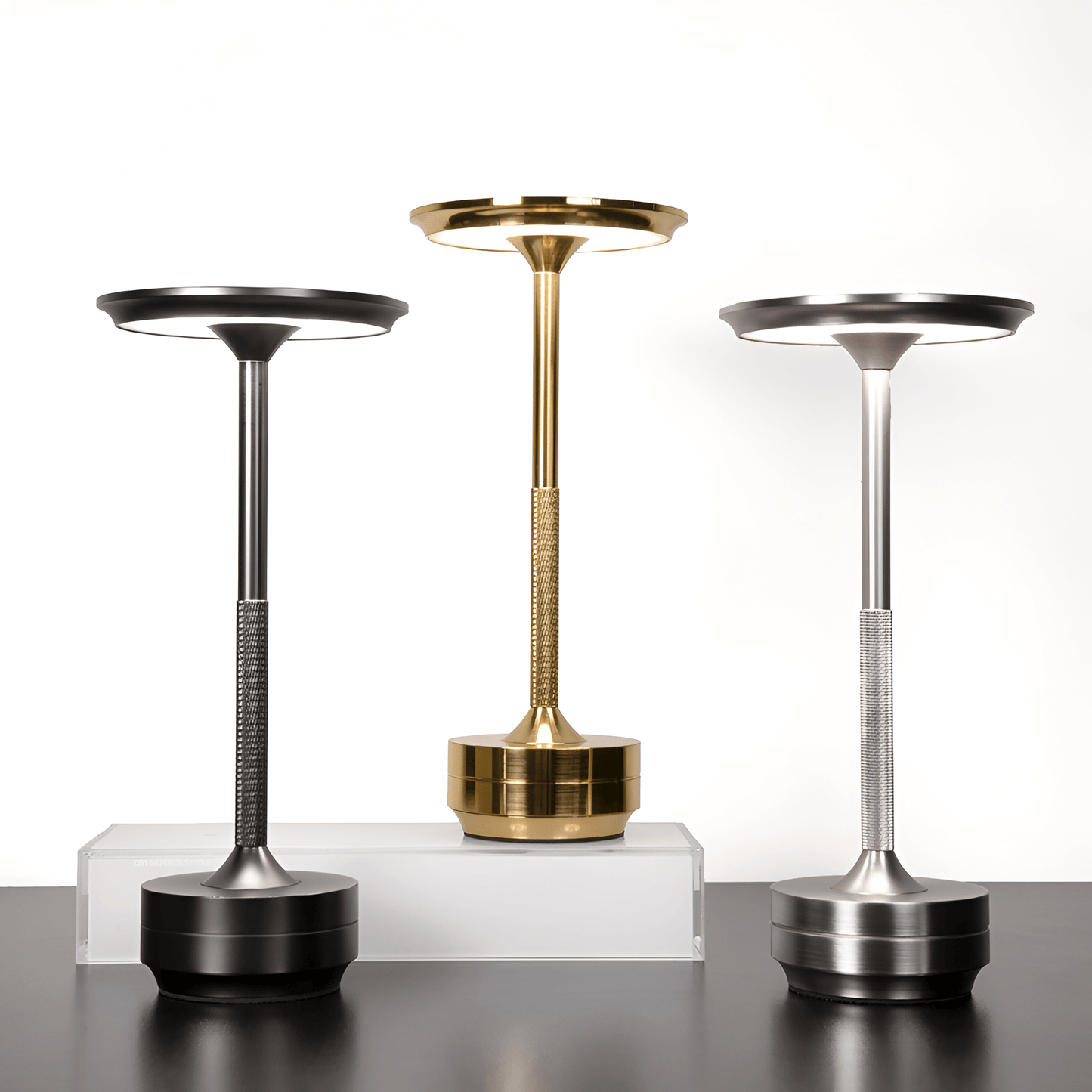 Lampe AmbiGlow - Éclairage Sans Fil Rechargeable, Ambiance Élégante et Moderne pour Intérieur et Extérieur