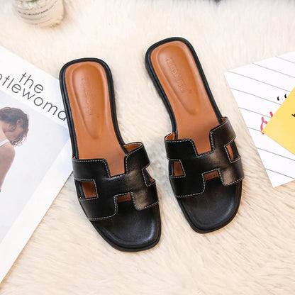 StrapMaven | Sandales en cuir modernes à design H