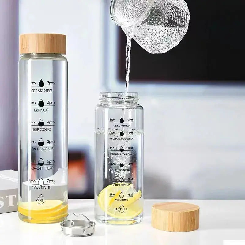 Bouteille d'eau en verre de 1L avec indicateur de temps