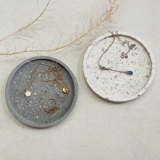 Coupelle terrazzo avec coquillages en jesmonite