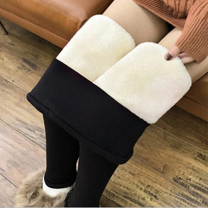 Legging Hiver VeluWarm – Polaire Intérieure, Extérieur Velours, Confort Thermique Élégant