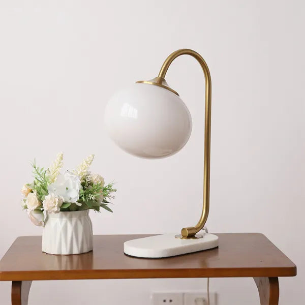 Lampe de Table Marshmallow - Design Moderne en Métal et Verre avec Éclairage Doux