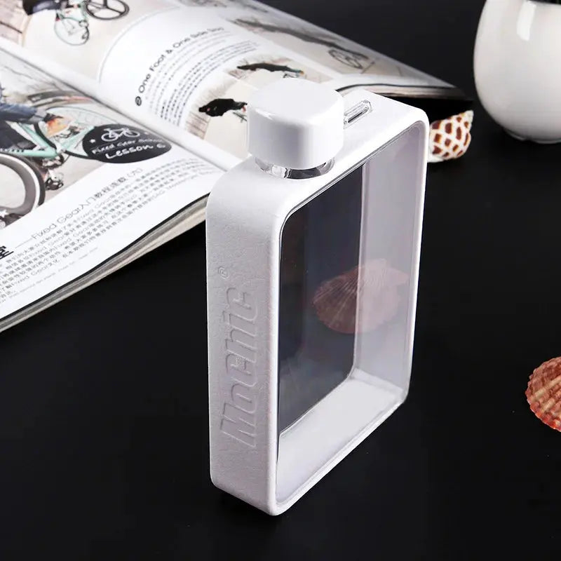 Bouteille D'eau Plate MoChic