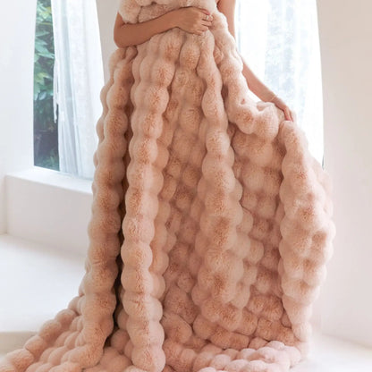 Plaid WarmWol – Couverture Ultra-Douce en Laine Polaire, Chaleur Exceptionnelle pour Toutes Saisons