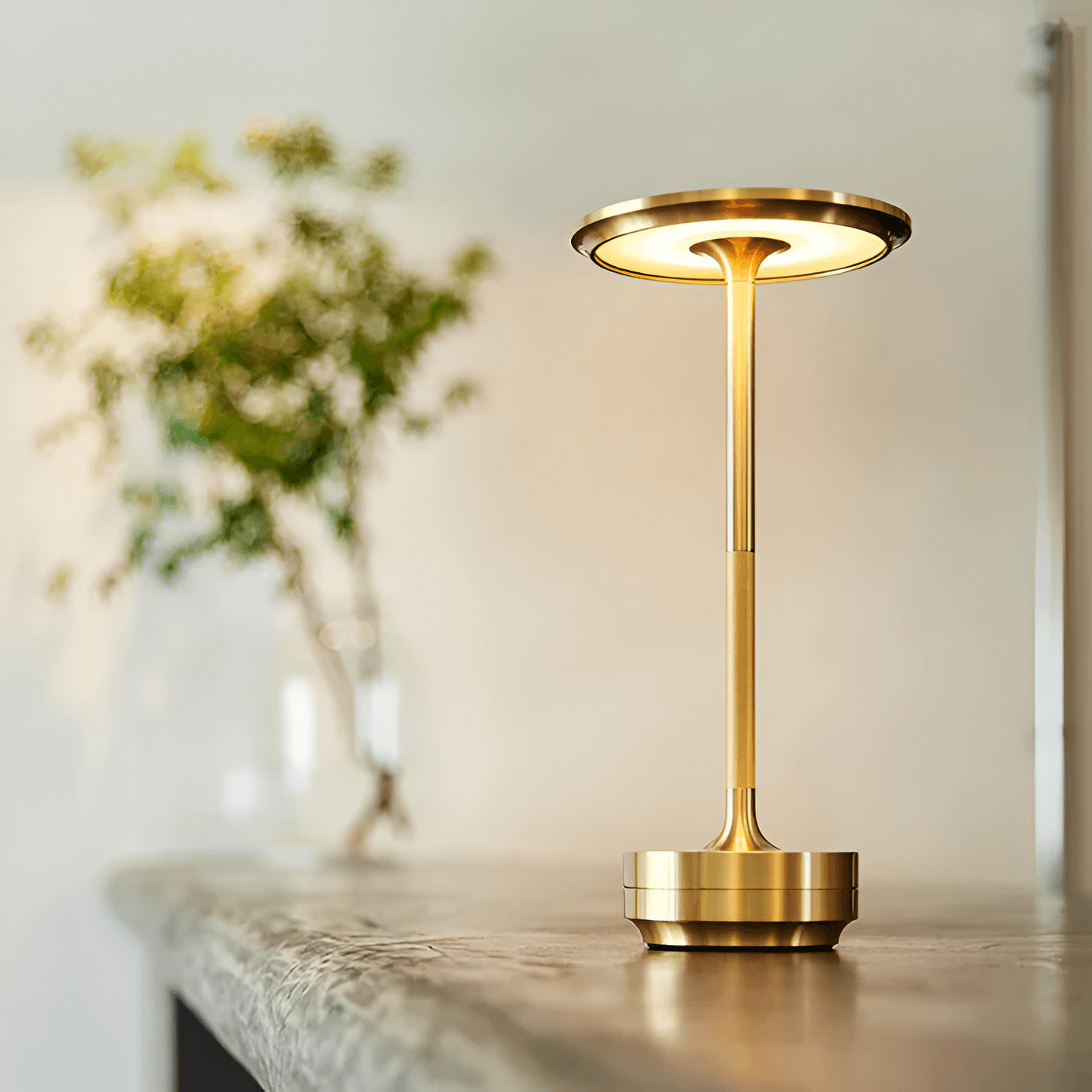 Lampe AmbiGlow - Éclairage Sans Fil Rechargeable, Ambiance Élégante et Moderne pour Intérieur et Extérieur