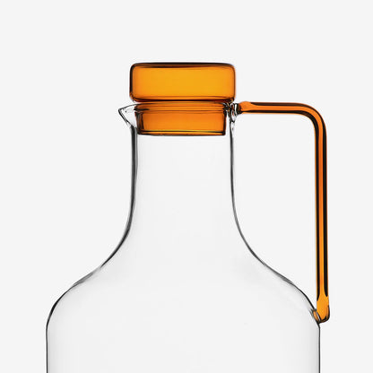Carafe d'eau en verre coloré nordique