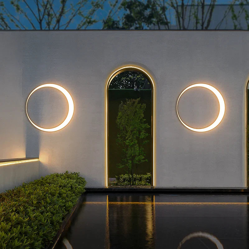 Applique Murale LED Extérieure Étanche IP65 – Design Lune