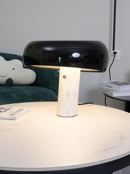 Lampe de Table StoneGlow en Marbre - Élégance Intemporelle et Design Moderne
