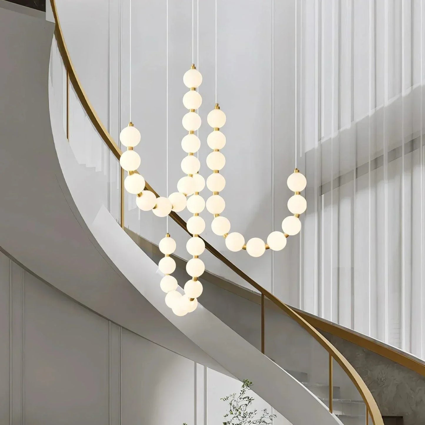 Chandelier Luxe Perles - Design Élégant en Métal et Acrylique, LED, H65 cm