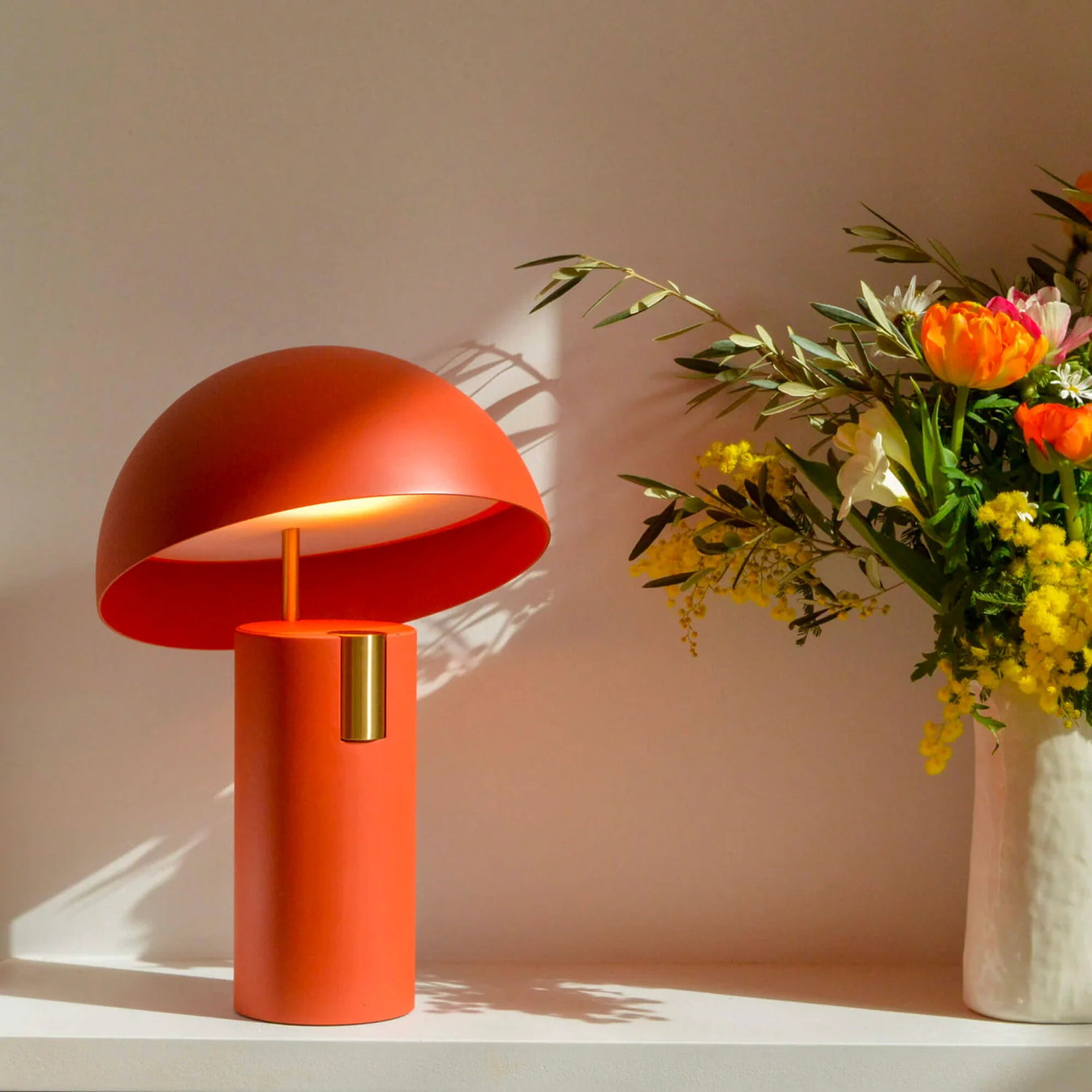 Lampe de Table Avo - Design Moderne avec LED Intégrée