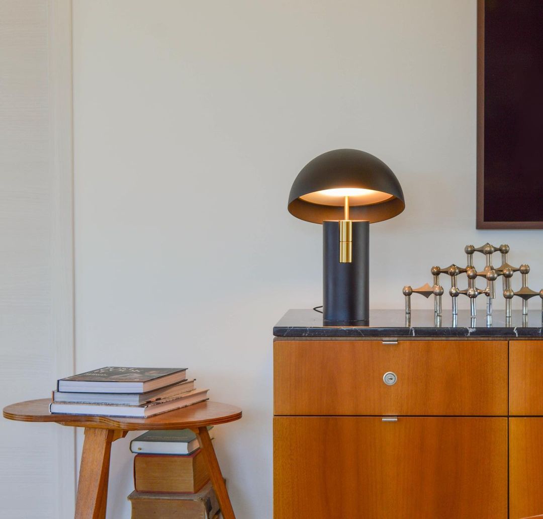 Lampe de Table Avo - Design Moderne avec LED Intégrée