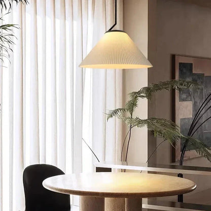Suspension Nordic Plissée Crème – Design Scandinave Élégant en Tissu LED