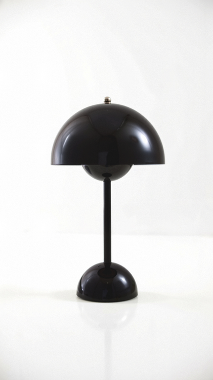 Lampe de Table Élégante et Moderne - Éclairage Ajustable et Raffiné