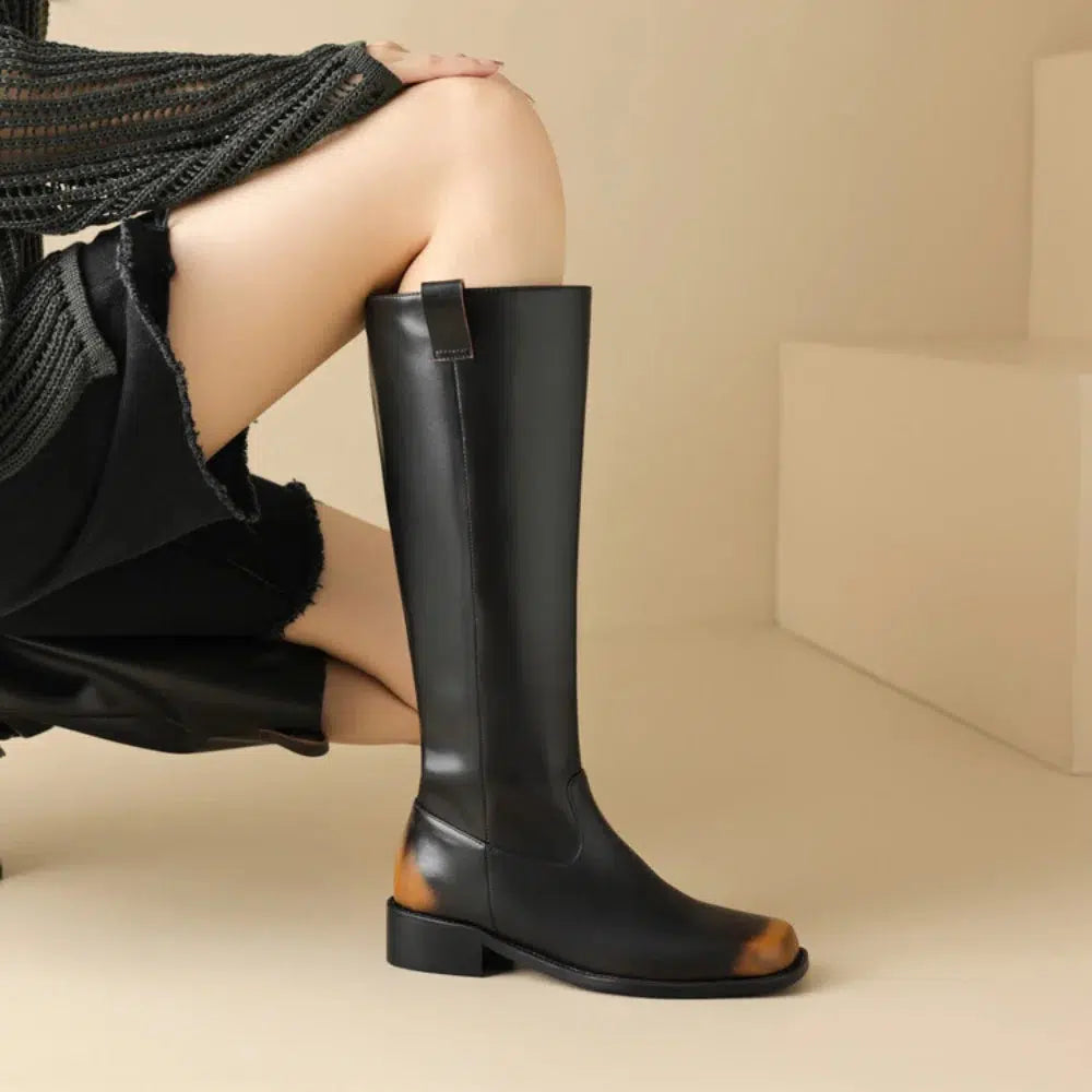 Botte haute talon plat