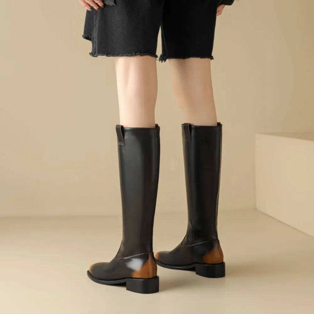 Botte haute talon plat