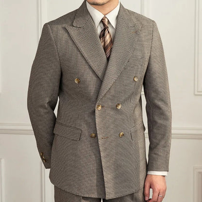 COSTUME BUSINESS OLD MONEY