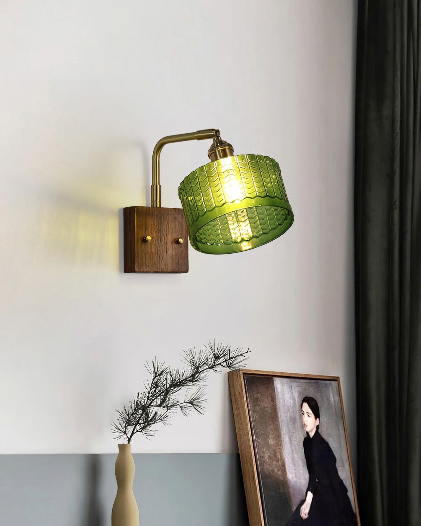 Applique Murale Camela – Éclairage Rustique avec Verre Artisanal et Base en Bois