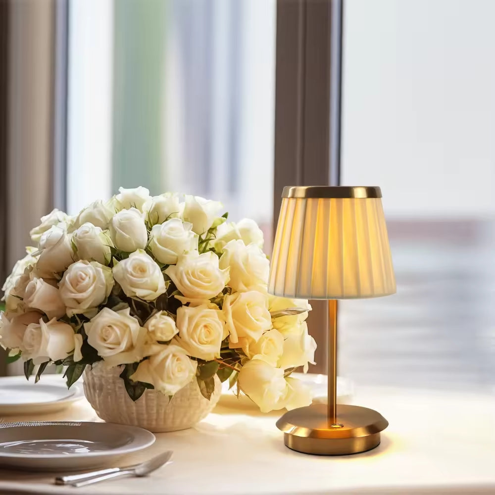Lampe de Table Élégance Classique – Lumière LED avec Contrôle Tactile et Design Raffiné