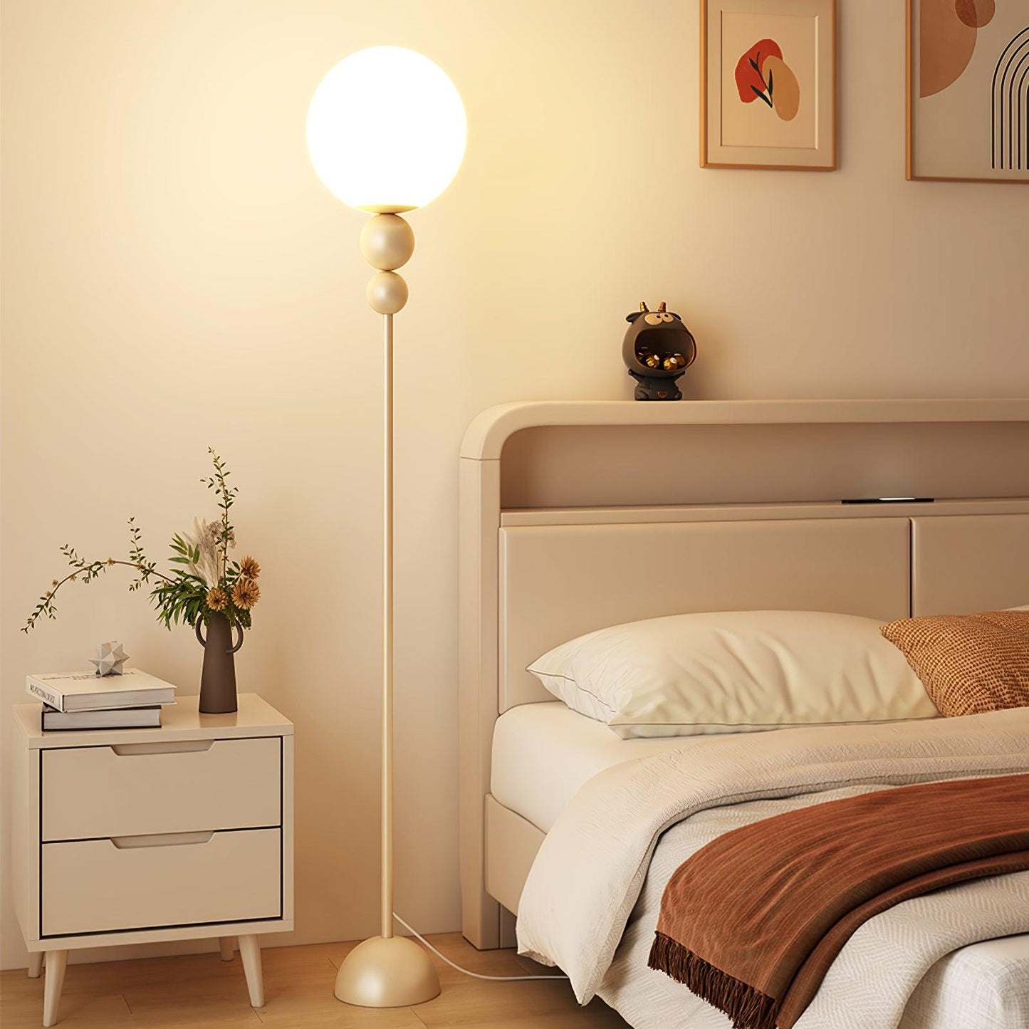 Lampe sur Pied Design Moderne en Métal et Verre - Éclairage Élégant pour Votre Intérieur