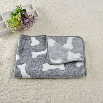 Couverture Chien Os