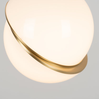 Suspension Mondsichel en Acryl et Laiton - Éclairage LED Moderne et Élégant