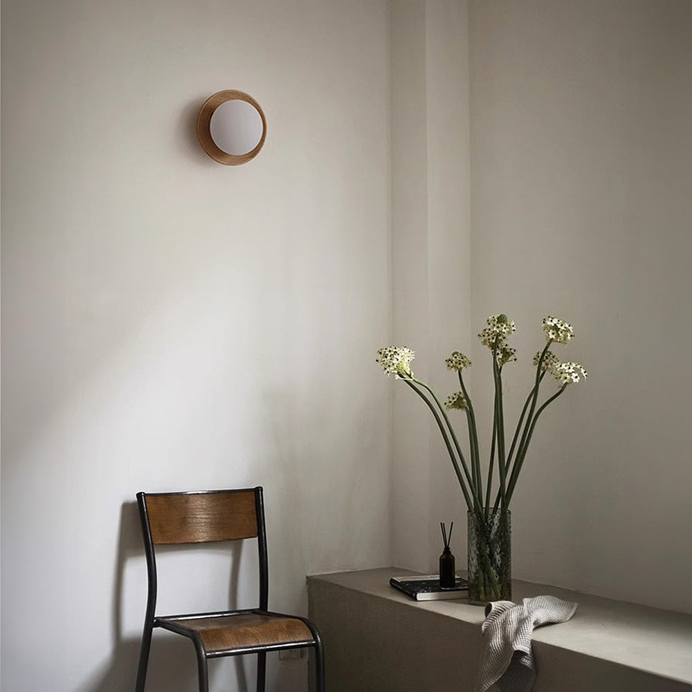 Applique Murale Minimaliste en Bois et Verre - Design Moderne en Blanc Naturel