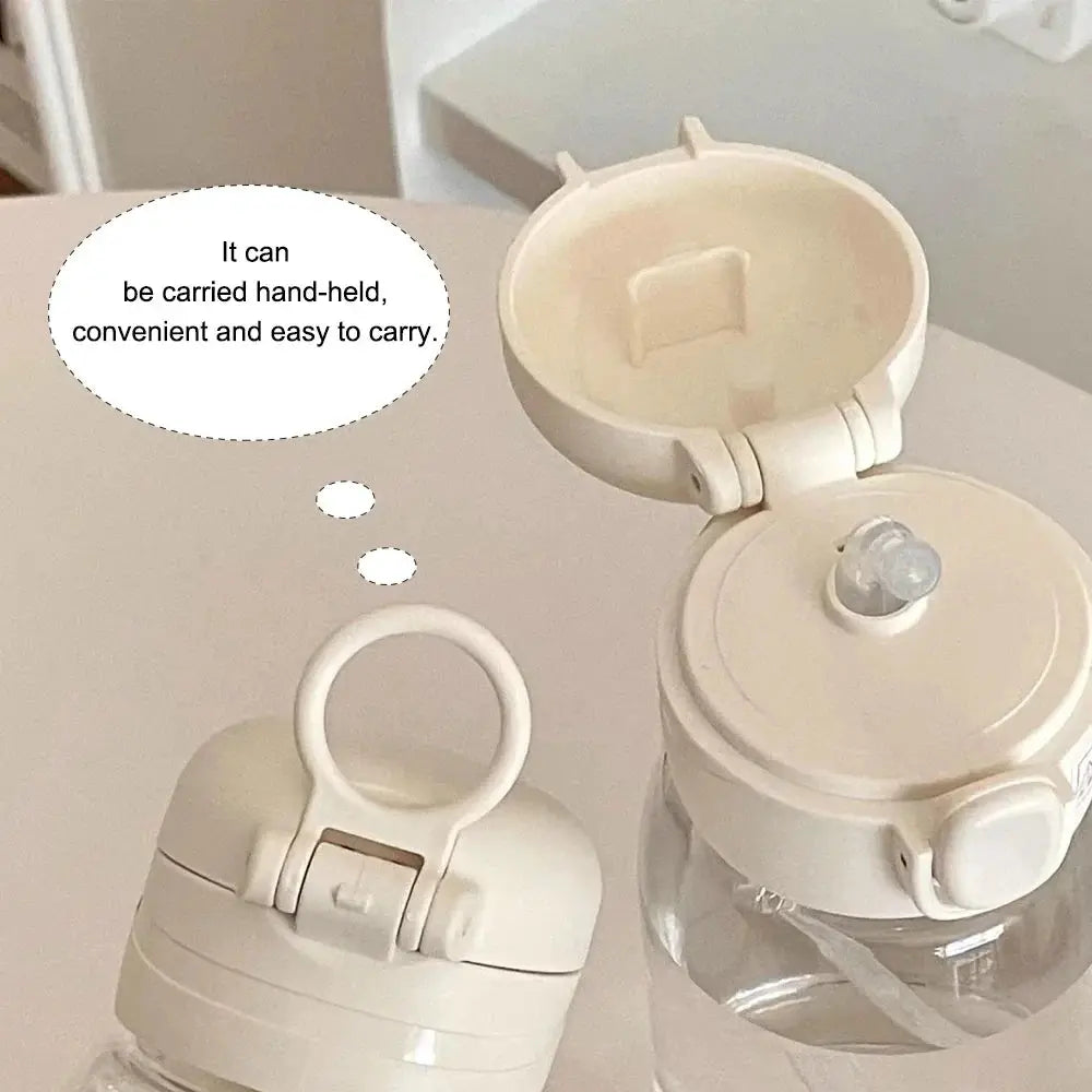 Disney Gourde princesse Disney avec Paille 600 ML