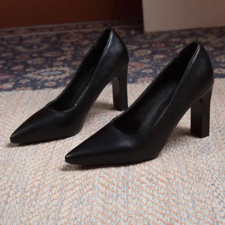Escarpin pointu petit talon-Old Money