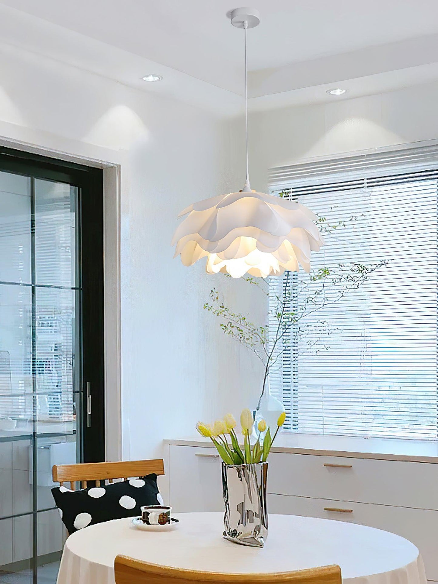Lampe Pendante Blanche en Forme de Fleur – LED