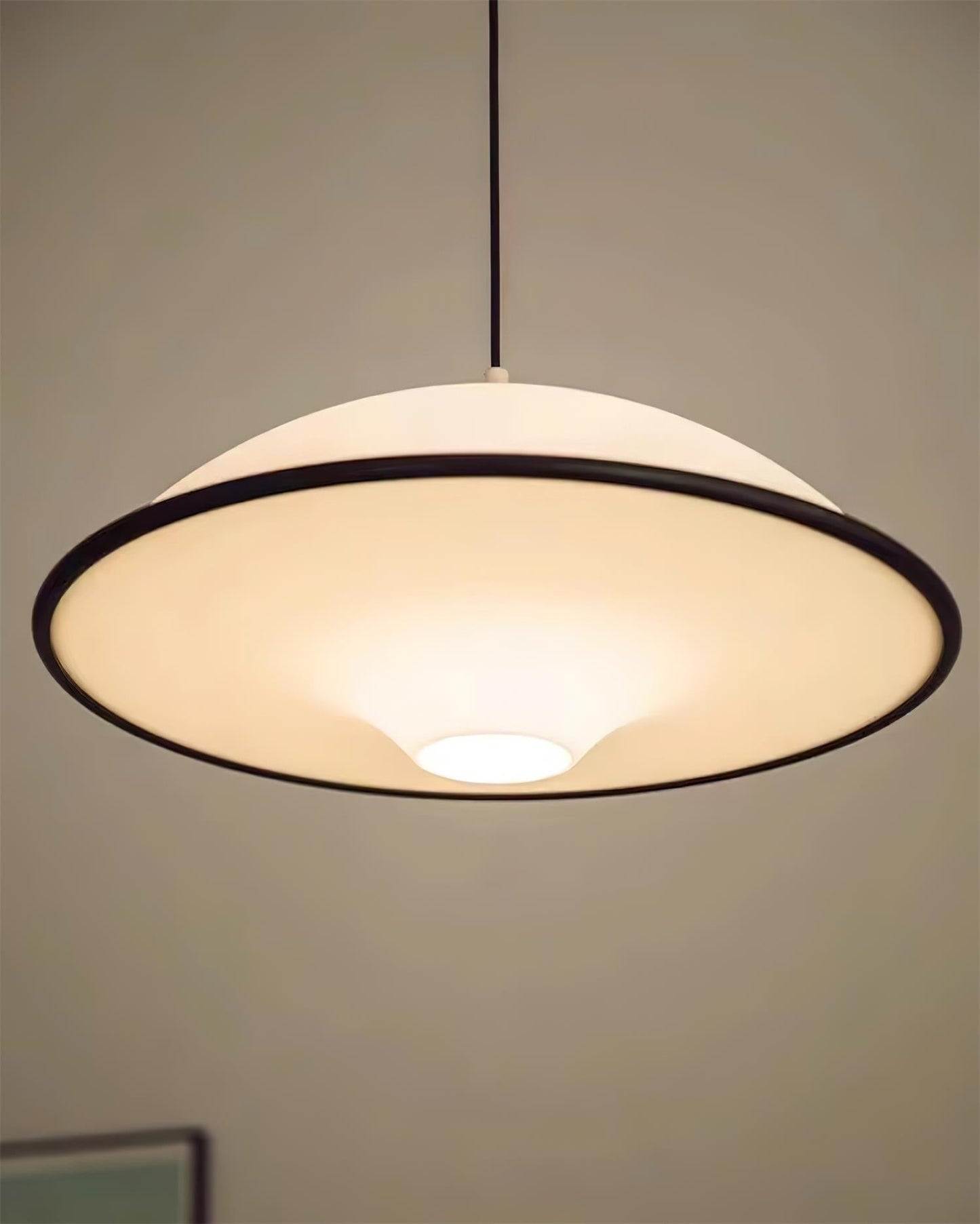 Suspension Moderne Fontana - Lampe LED Minimaliste Inspirée des UFOs