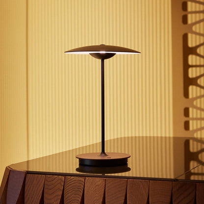 Lampe de Table Marset Ginger - Design Élégant en Métal avec LED Intégrée