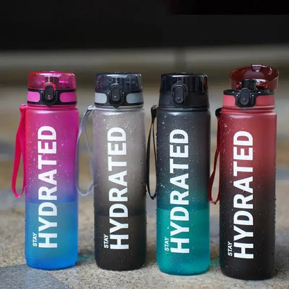 Gourde Stay Hydrated 1L avec lanière