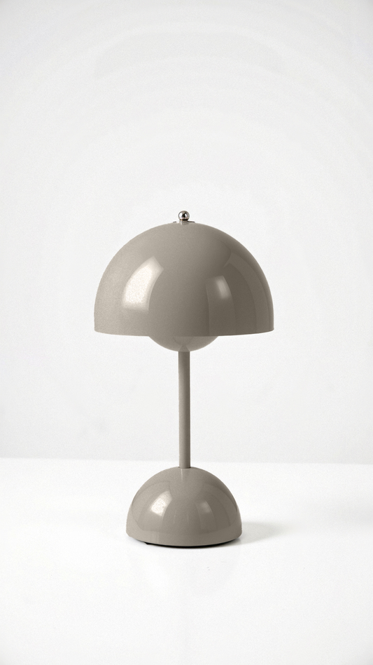 Lampe de Table Élégante et Moderne - Éclairage Ajustable et Raffiné