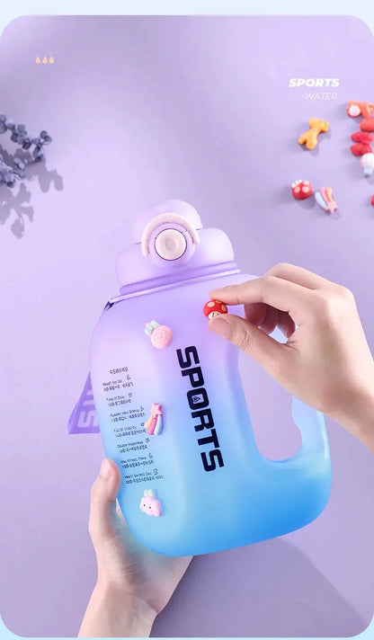 Grosse Gourde avec paille intégrée 2500ml
