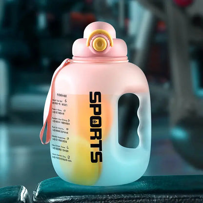 Grosse Gourde avec paille intégrée 2500ml