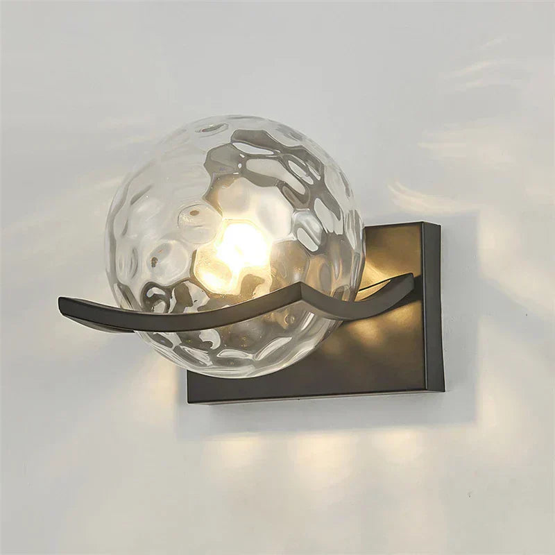 Applique Murale LED Moderne en Verre – Design Élégant et Écologique pour Salon, Chambre et Couloir