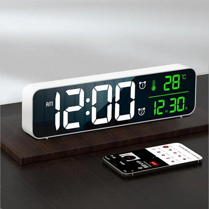 Réveil digital avec date et température