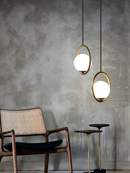 Suspension Mila en Métal et Verre – Lampe Moderne au Design Élégant