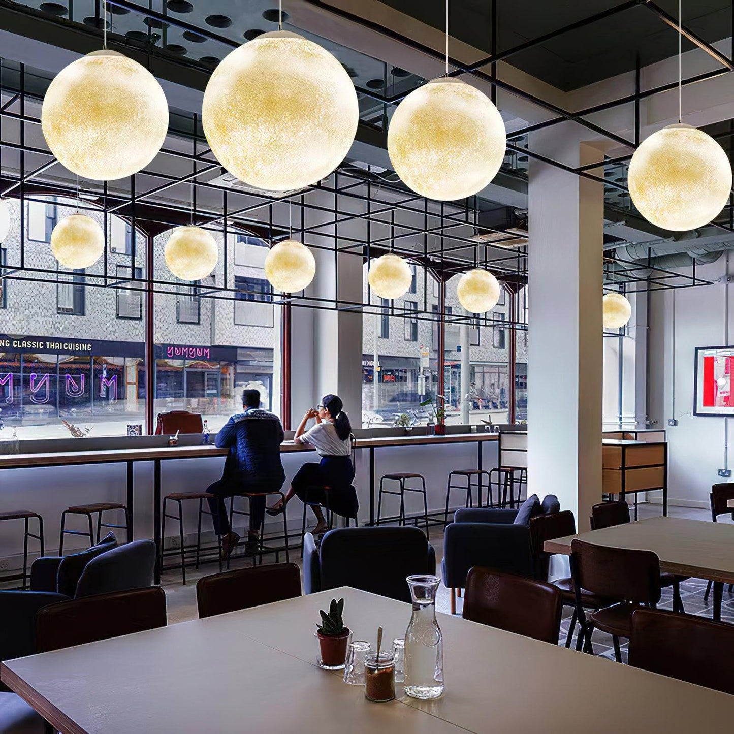 Suspension Moon LED – Éclairage Moderne et Apaisant, Design Élégant