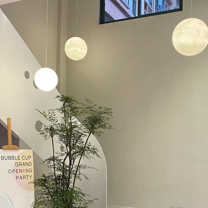 Suspension Moon LED – Éclairage Moderne et Apaisant, Design Élégant