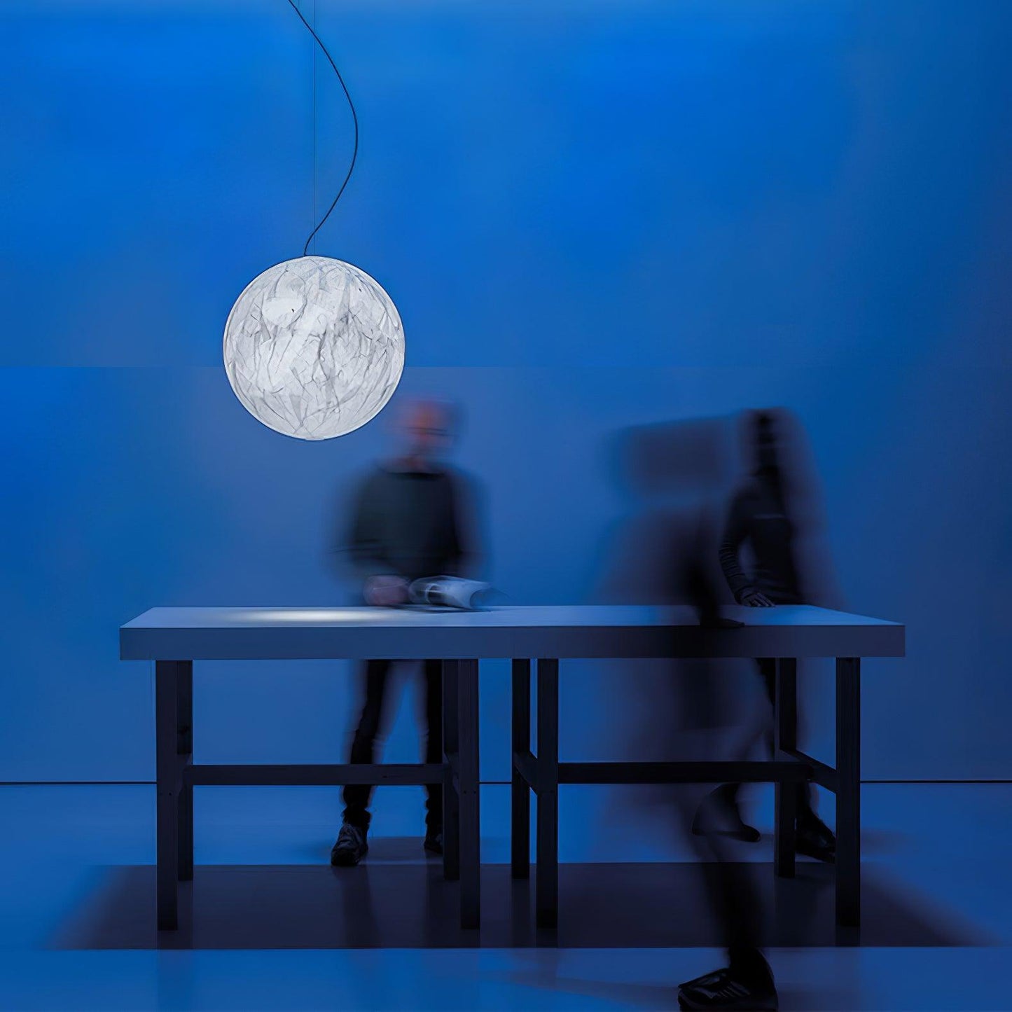 Suspension Mondseide en Soie Naturelle et Métal - Éclairage LED Élégant pour Salon et Chambre