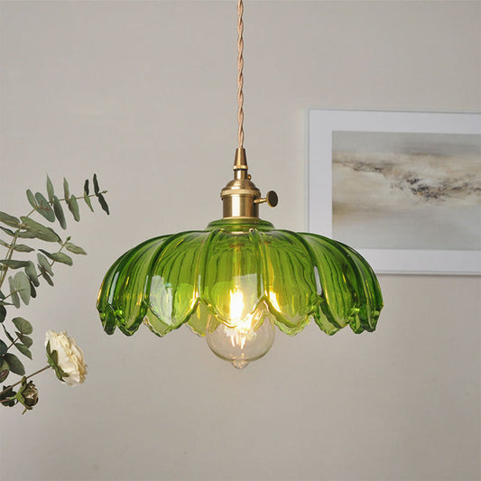 Lampe suspendue en verre translucide avec base en cuivre – Création d'une atmosphère romantique et lumineuse