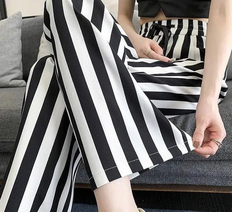Pantalon a rayure noir
