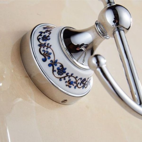 Patere salle de bain ancre