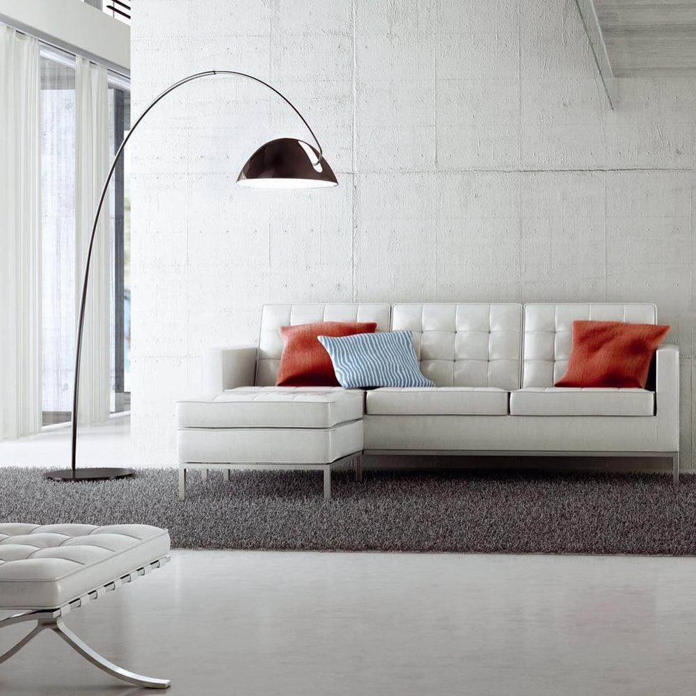 Lampadaire Verse Arc - Design Scandinave Élégant avec Bras Réglable et Éclairage LED