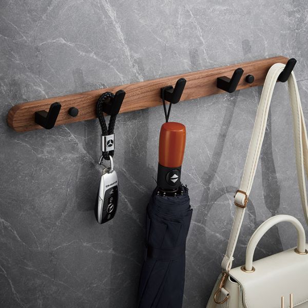 Porte manteau mural bois et noir