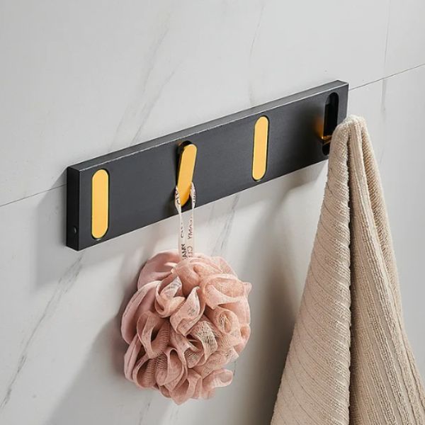 Porte manteau salle de bain noir et doré 4 crochets